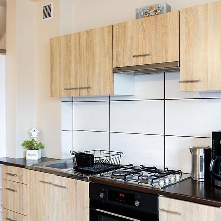 Rodzinny Apartament Folker Wegierska Gorka Exteriör bild